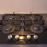Bright & Cozy 2 Bedroom Flat 50m From M4 Stop